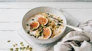 Quick and healthy: Hazelnut and fig porridge