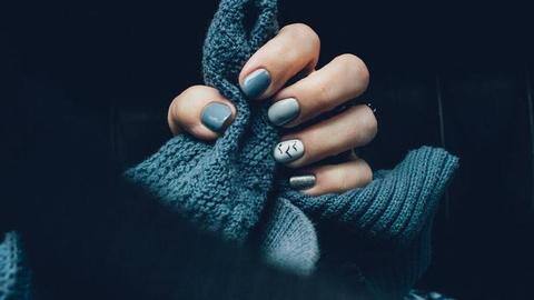 5 must-have nail polish shades 5 must-have nail polish shades