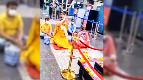 MP: BJP minister performs 'puja' to ward off coronavirus MP: BJP minister performs 'puja' to ward off coronavirus