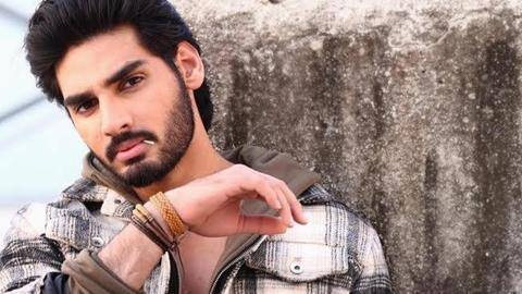 Has Ahan Shetty bagged an Akshay Kumar-starrer? No, clarifies Akshay Has Ahan Shetty bagged an Akshay Kumar-starrer? No, clarifies Akshay