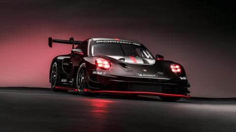 Porsche 911 GT3 R race car unveiled: Check features Porsche 911 GT3 R race car unveiled: Check features