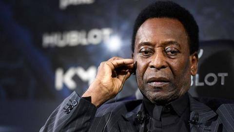 Pele released from hospital but will continue chemotherapy Pele released from hospital but will continue chemotherapy