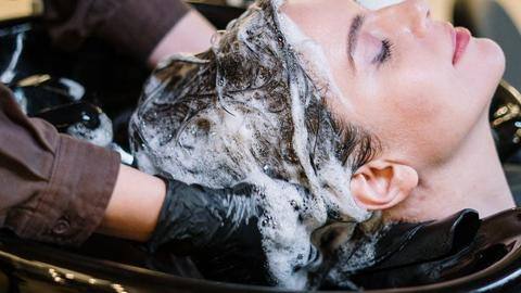 7 tips to avoid washing your hair every day 7 tips to avoid washing your hair every day