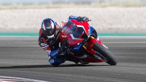 Honda CBR1000RR-R Fireblade gets massive Rs. 10 lakh price cut Honda CBR1000RR-R Fireblade gets massive Rs. 10 lakh price cut