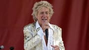 Rod Stewart cancels shows after undergoing surgery