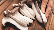 How to cook with trumpet mushrooms 