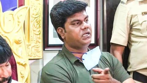 Aryan Khan case witness Prabhakar Sail dies of heart attack Aryan Khan case witness Prabhakar Sail dies of heart attack