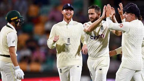 Ashes, 5th Test: Australia gain first-innings lead, lose three wickets Ashes, 5th Test: Australia gain first-innings lead, lose three wickets
