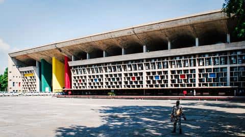 High Court stays Haryana govt's 75% job quota for locals High Court stays Haryana govt's 75% job quota for locals