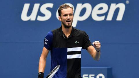 US Open 2021: Daniil Medvedev defeats Gasquet in straight sets US Open 2021: Daniil Medvedev defeats Gasquet in straight sets