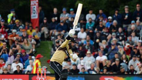 New Zealand beat Australia in first T20I: Records broken New Zealand beat Australia in first T20I: Records broken