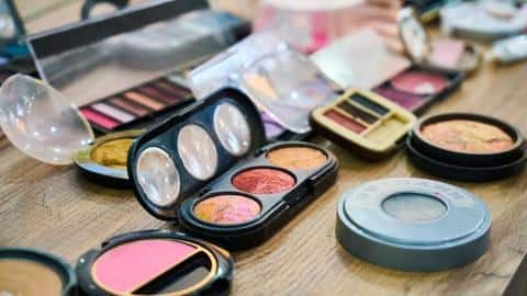 Powder blush vs cream blush: Which is better? Powder blush vs cream blush: Which is better?