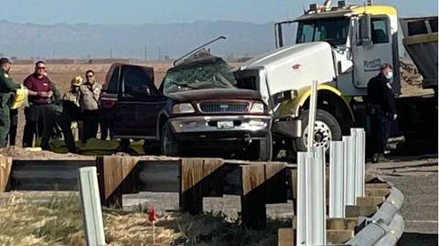 California: Crash kills 13 of 25 people crammed into SUV California: Crash kills 13 of 25 people crammed into SUV