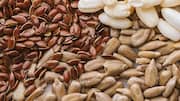 Flaxseeds v/s sunflower seeds: Comparing their nutrition
