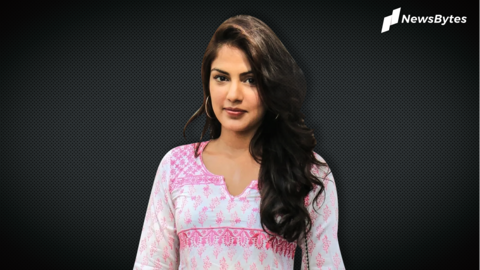 Rhea Chakraborty upset after being dropped from 'Chehre' poster Rhea Chakraborty upset after being dropped from 'Chehre' poster
