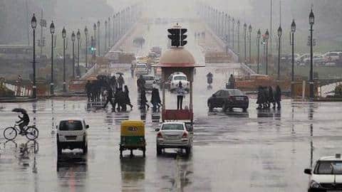 Delhi: IMD issues orange alert; warns of major traffic disruptions Delhi: IMD issues orange alert; warns of major traffic disruptions