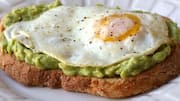 How to make awesomely yummy, crispy avocado toasts