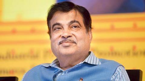 Country needs 600 medical colleges, 50 AIIMS-like institutions: Gadkari Country needs 600 medical colleges, 50 AIIMS-like institutions: Gadkari