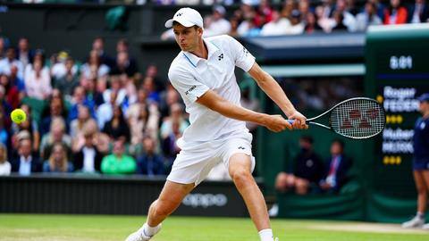 2021 Wimbledon: Hubert Hurkacz stuns Roger Federer to reach semis 2021 Wimbledon: Hubert Hurkacz stuns Roger Federer to reach semis