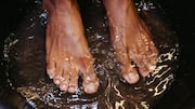 How to pamper your feet with warm water
