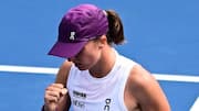 US Open: Iga Swiatek reaches R16 with Marie Bouzkova scalp
