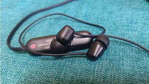 Sony WI C100 review Wireless neckband that gets the basics right