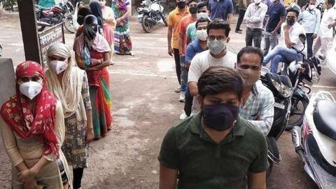 'Sayana Kaka' helps locals embrace COVID-19 guidelines in rural Bundi 'Sayana Kaka' helps locals embrace COVID-19 guidelines in rural Bundi