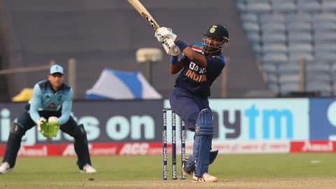 India vs England: Rahul, Krunal guide India to 317/5 India vs England: Rahul, Krunal guide India to 317/5