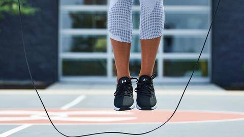 Jumping rope: Your favorite childhood game has many health benefits Jumping rope: Your favorite childhood game has many health benefits
