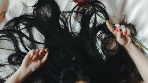Styling hacks to volumize thin hair Styling hacks to volumize thin hair