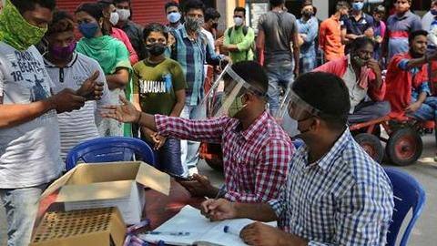 About 3,000 COVID-19 infected people go 'missing' in Bengaluru About 3,000 COVID-19 infected people go 'missing' in Bengaluru
