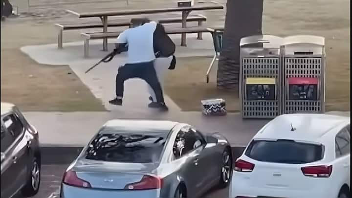 Sydney beach mass shooting: 10 killed as Jewish festival begins