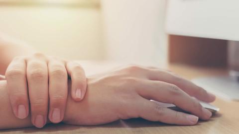 #HealthBytes: Repetitive stress injury - Symptoms, causes, and prevention #HealthBytes: Repetitive stress injury - Symptoms, causes, and prevention