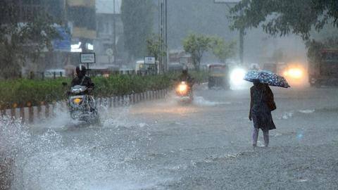 Heavy rains in Rajasthan inundate roads, wash out rail tracks Heavy rains in Rajasthan inundate roads, wash out rail tracks