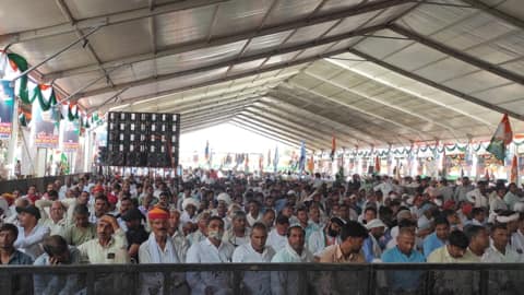 Congress holds 'Halla Bol' rally against inflation at Ramlila Maidan Congress holds 'Halla Bol' rally against inflation at Ramlila Maidan