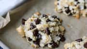 Quick and tasty: Cashew coconut clusters