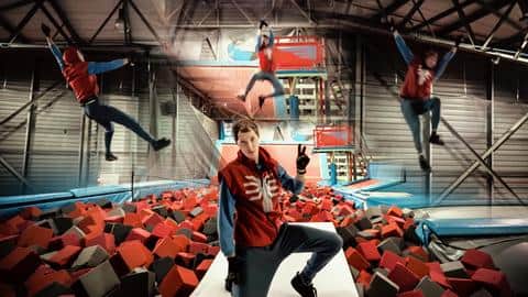 YouTuber manages to swing like Spider-Man with custom-made web shooters YouTuber manages to swing like Spider-Man with custom-made web shooters