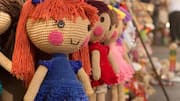 How to create dolls from recycled fabrics 