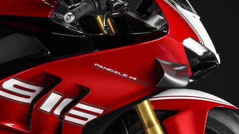 Firstly, let's look at the design of the limited-run supersport