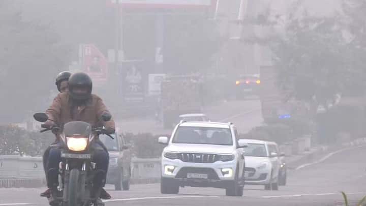 Delhi orders 50% work-from-home for offices amid severe pollution levels