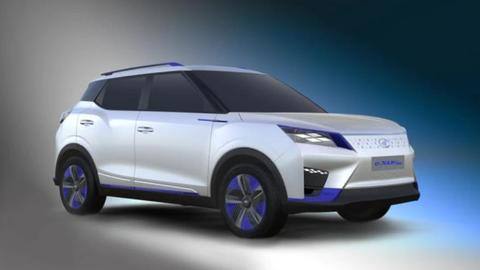 Mahindra eXUV400 to debut in September: Check features, expected price Mahindra eXUV400 to debut in September: Check features, expected price
