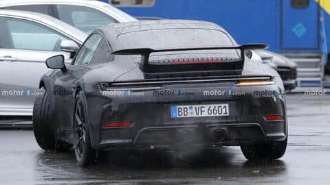 Rear design alterations closely resemble those in previous spy shots