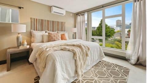 Here are a few tips to decorate your master bedroom Here are a few tips to decorate your master bedroom