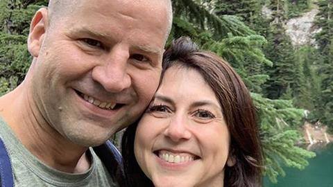 MacKenzie Scott, former wife of Jeff Bezos, marries school teacher MacKenzie Scott, former wife of Jeff Bezos, marries school teacher