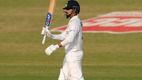 India vs NZ, 1st Test: Iyer, Saha lead India's fightback India vs NZ, 1st Test: Iyer, Saha lead India's fightback