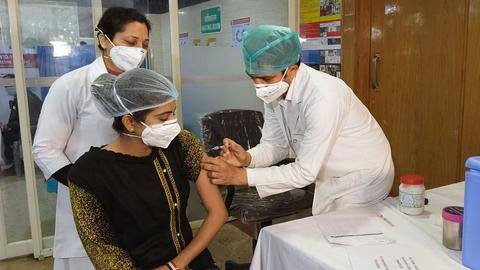 Vaccinations for 18-44 group across UP from June 1 Vaccinations for 18-44 group across UP from June 1