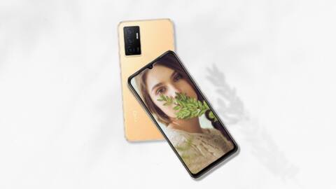 Vivo V23e 5G's leaked live shots reveal two color options Vivo V23e 5G's leaked live shots reveal two color options