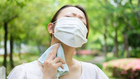 Effective tips to stay cool while wearing a face mask Effective tips to stay cool while wearing a face mask