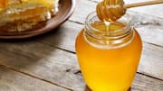 Does honey affect blood sugar levels? 
