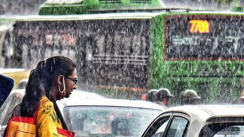 Delhi: Heavy rains, thunderstorm cause power blackout; flight operations affected Delhi: Heavy rains, thunderstorm cause power blackout; flight operations affected